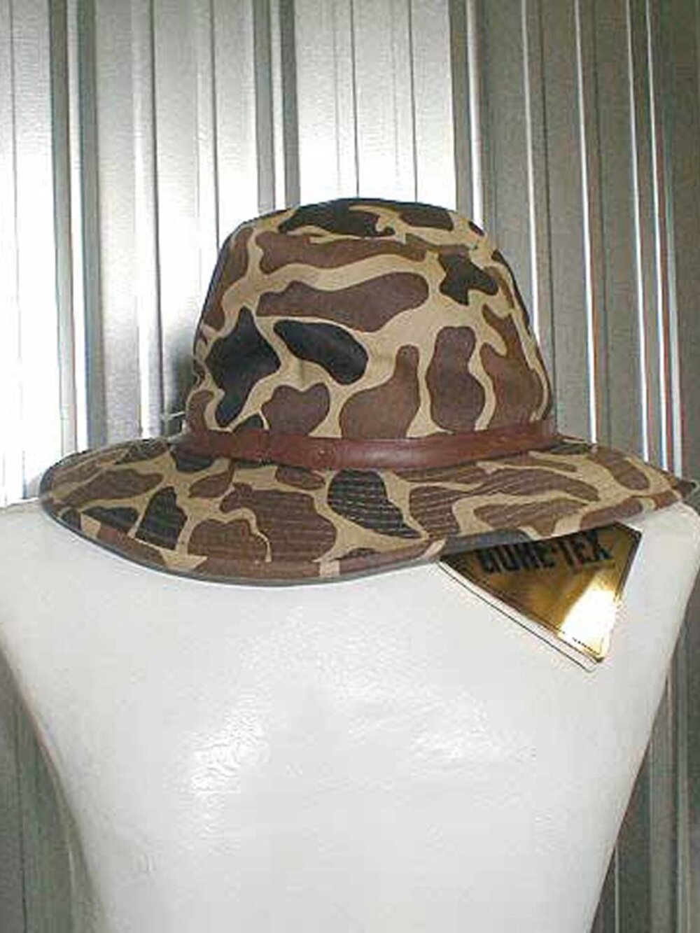 NEW Vintage Orvis Gore Tex Camo Hat! Small Safari Style Waterproof